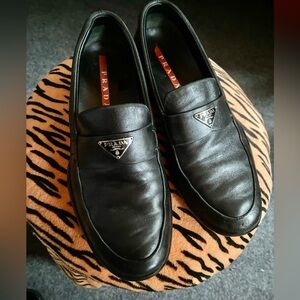 Y2k vintage PRADA linea rossa Black Leather Penny Loafers with metal logo